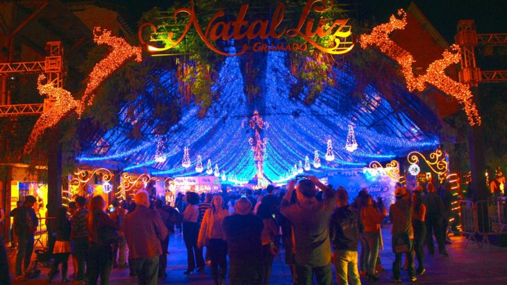 Gramado ilumina a cidade com o início do Natal Luz nesta quinta (26) - São  Marcos Online